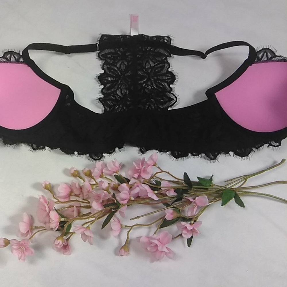 Pink Victoria's Secret bra size 34DD - Picture 3 of 8